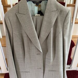 Brooks Brothers Gray Wool Suit for Business